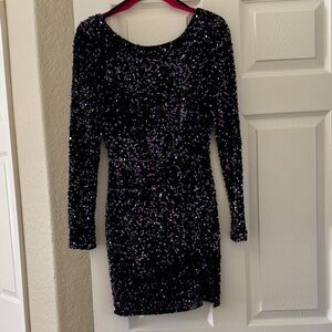 Elegant Black Sequin Long Sleeve Dress